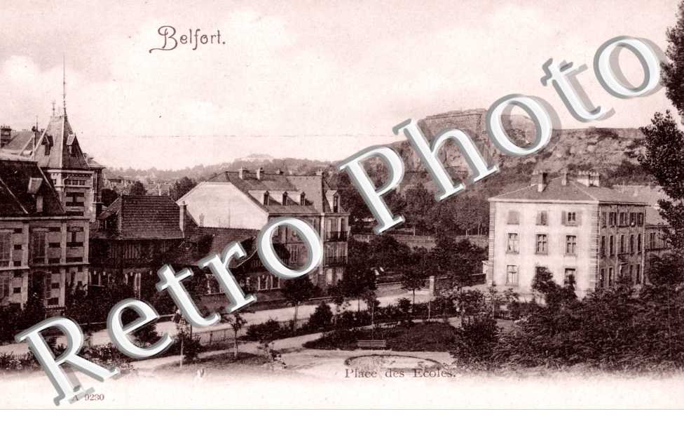 Place des Ecoles
