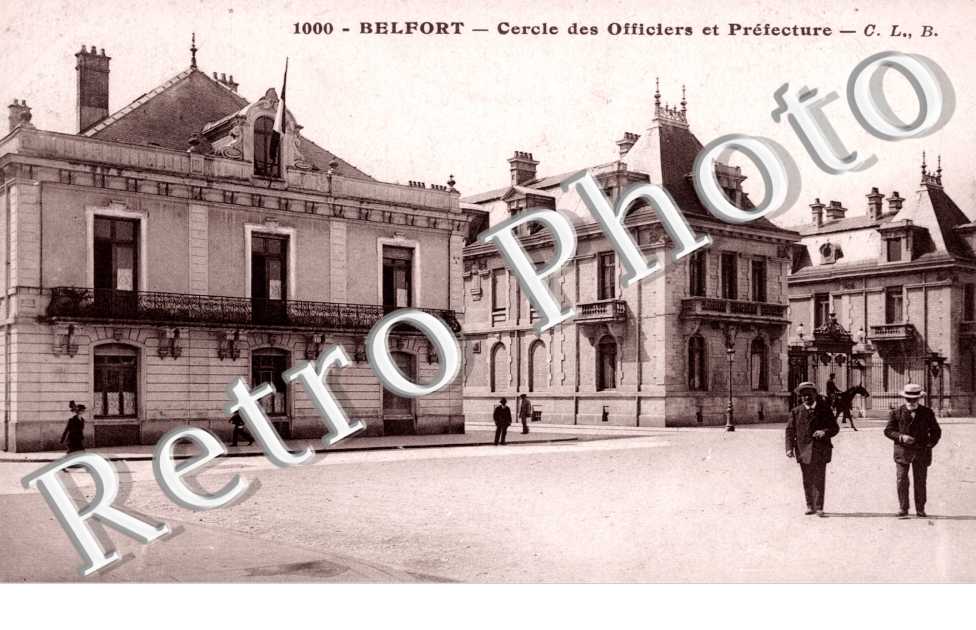 Cercle des Officiers et Prefecture