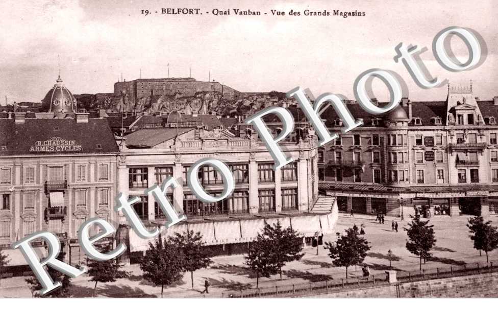 Quai Vauban, Vue des Grands Magasins