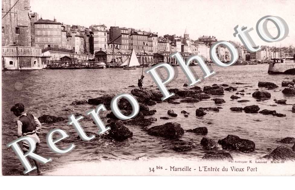l'entree du vieux port