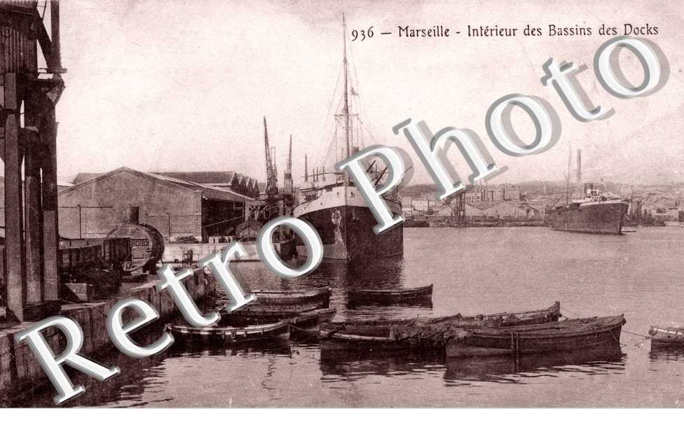 Interieur des bassins des docks