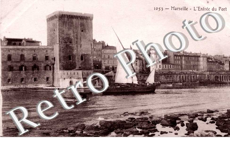 l'entree du port