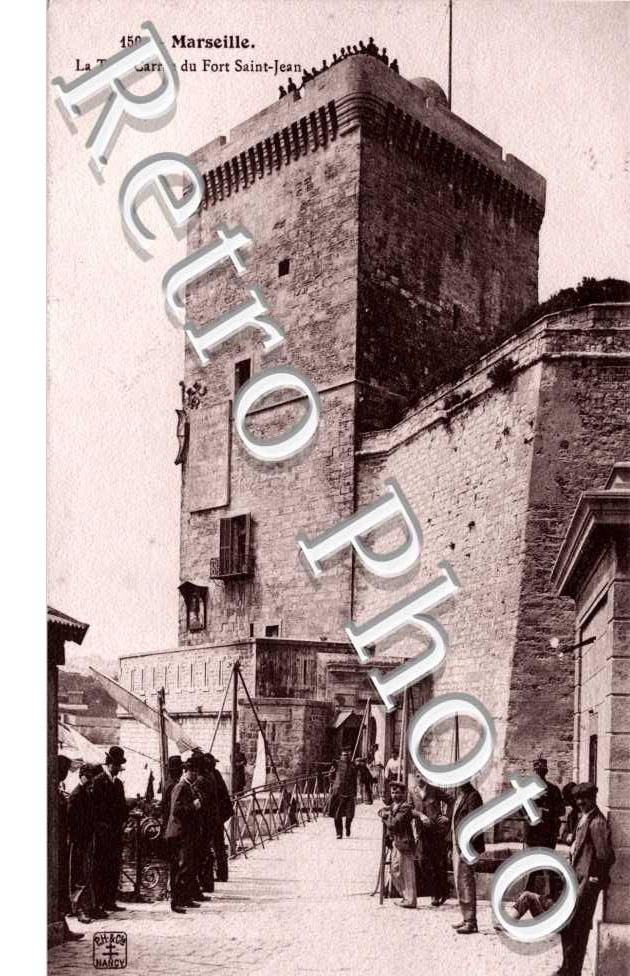 la tour carree du Fort Saint Jean
