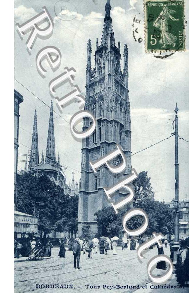cathedrale et la Tour Pey-Berland