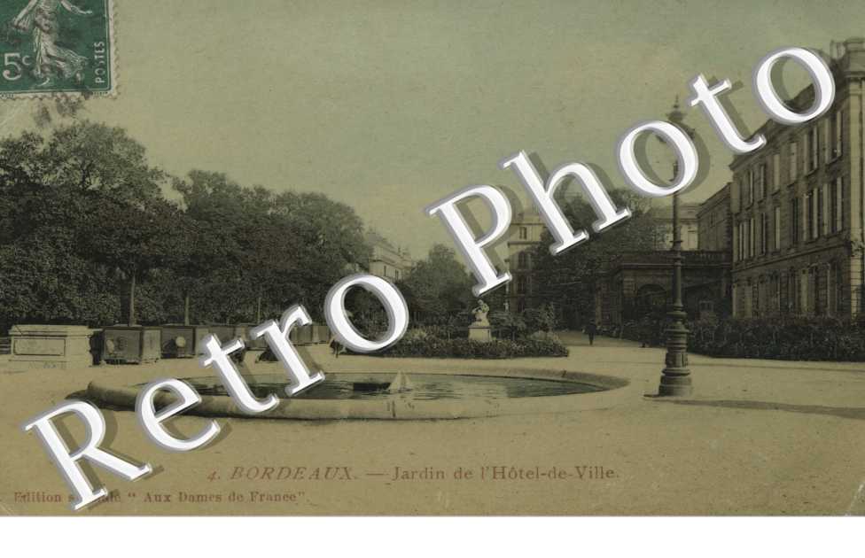 Jardin de L'Hotel de Ville