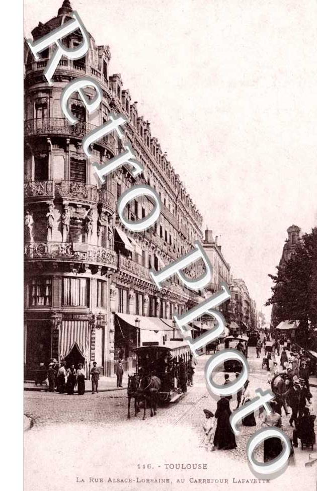 La rue Alsace Lorraine et carrefour Lafayette