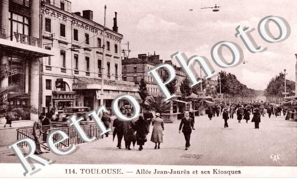 Allee Jean Jaures et ses Kiosques