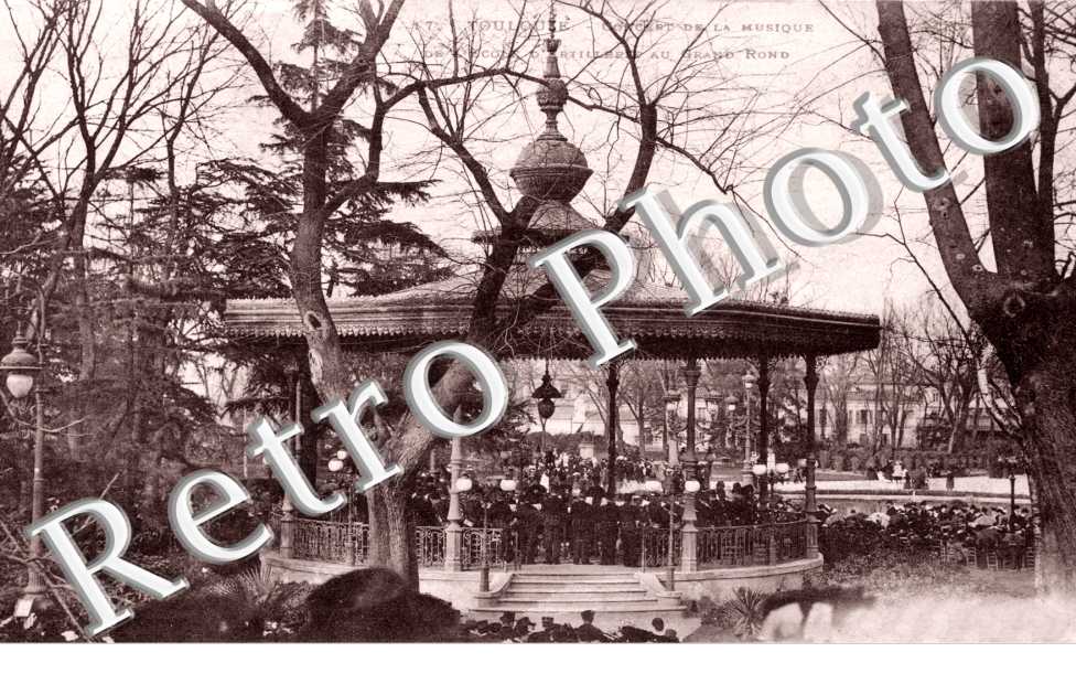 Concert de la Musique de l&#039;Ecole d&#039;Artillerie au Grand Rond