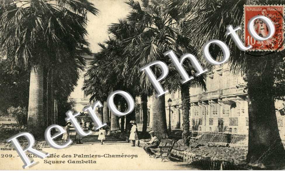 Allee des Palmiers-Chamerops, Square Gambetta