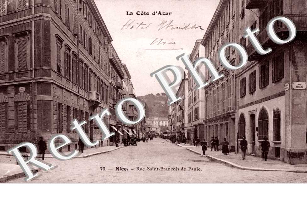 Rue Saint-Francois de Paule