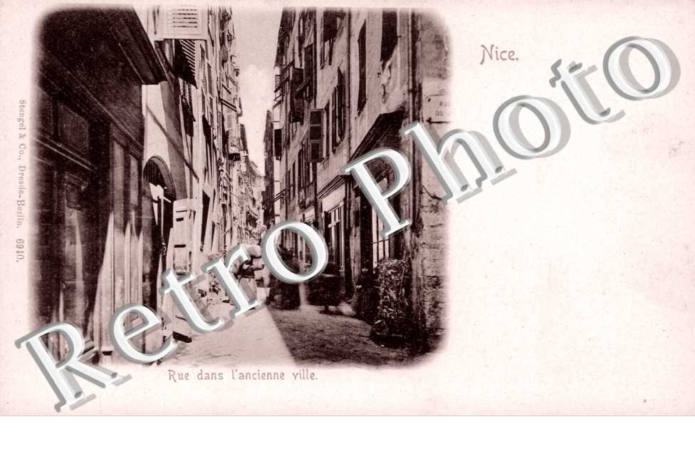 Rue dans l&#039;ancienne ville