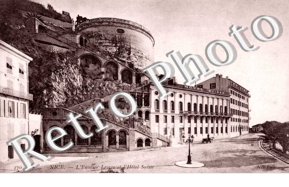 Escalier Lesage et Hotel Suisse