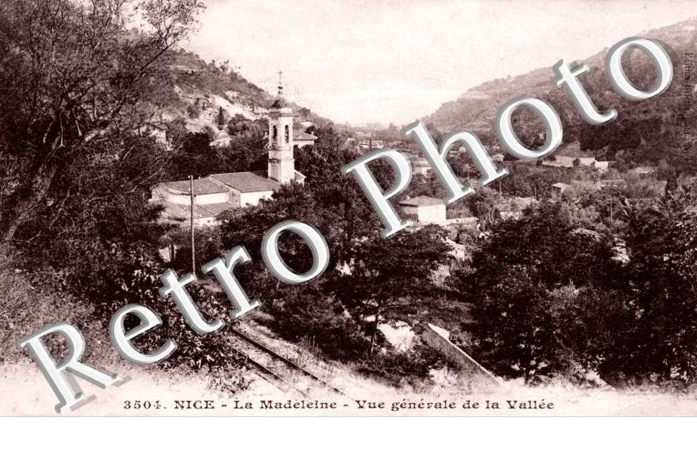 La Madeleine Vue generale de la vallee