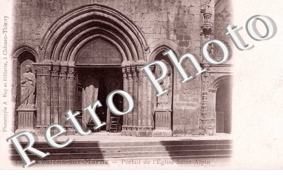 Portail de l'Eglise Saint Alpin