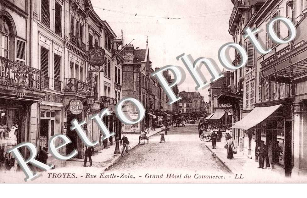 Rue Emile Zola, Grand Hotel du Commerce