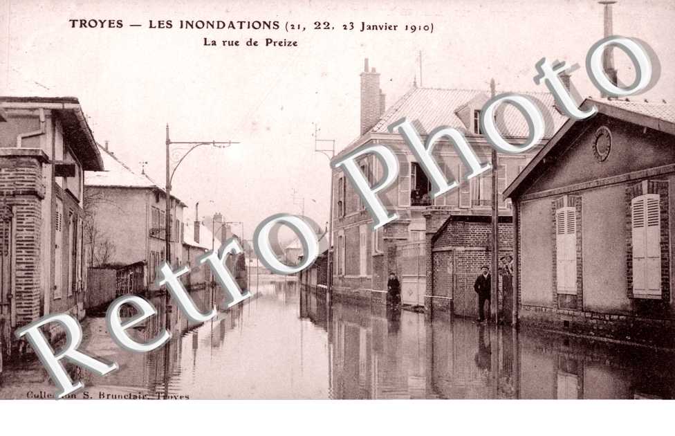 la Rue de Preize les Inondations (21, 22 et 23 janvier 1910)