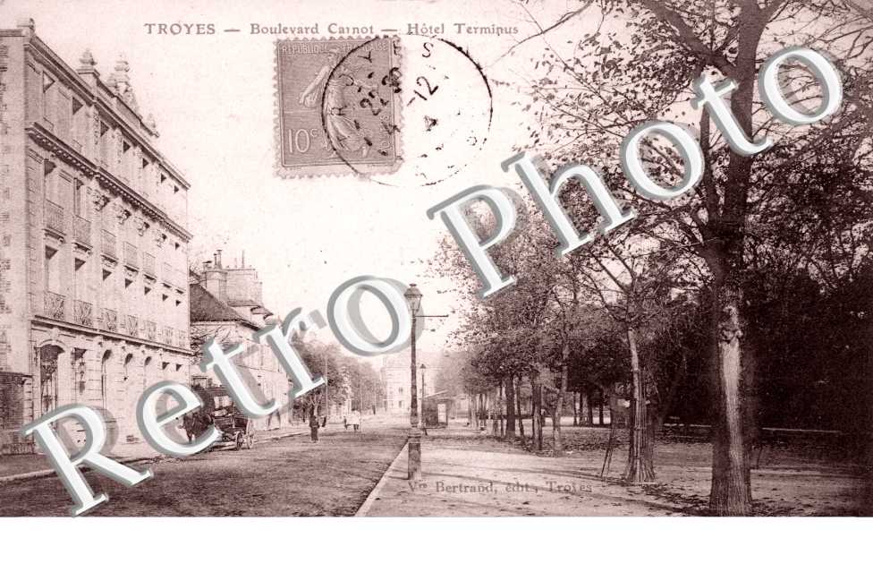Boulevard Carnot, Hotel Terminus