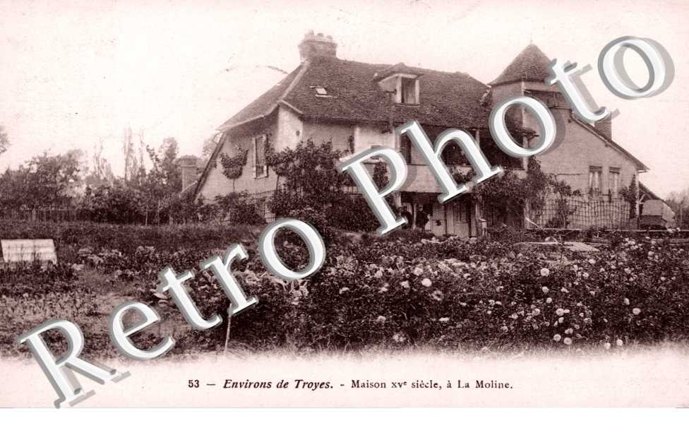 Maison XVeme siecle a la Molline