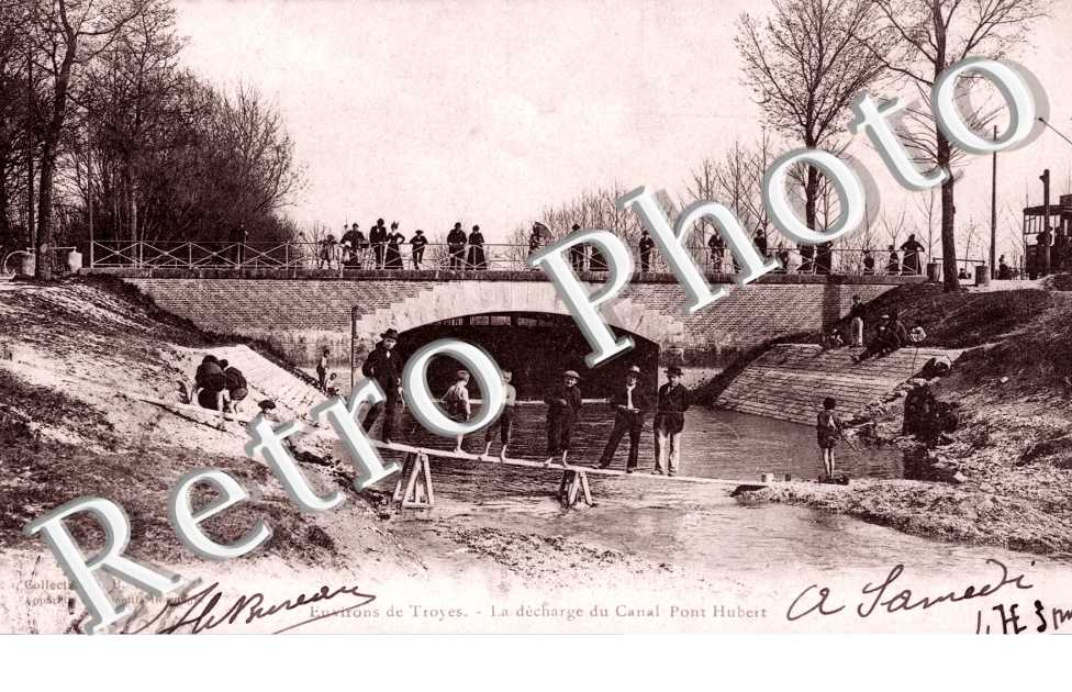 Environs de Troyes, la Decharge du Canal Pont-Hubert