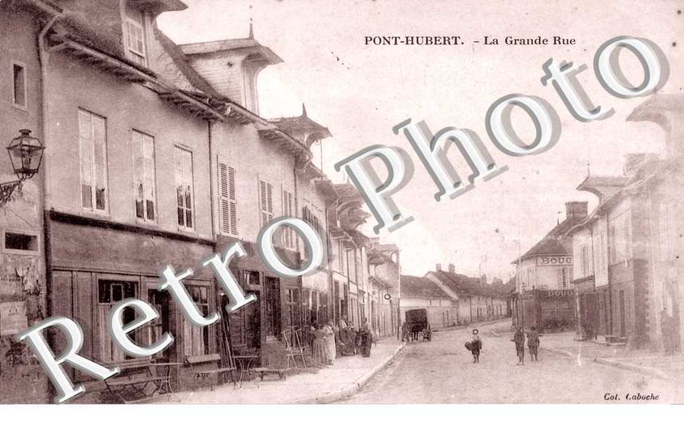 Pont-Hubert, Grande Rue