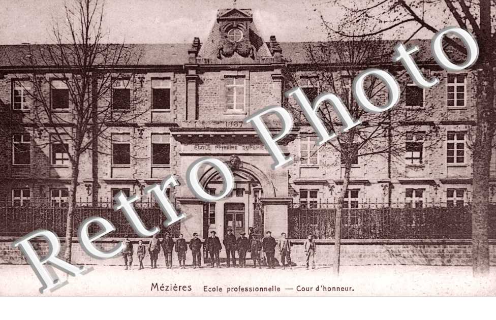 Ecole Professionnelle, Cour d'Honneur