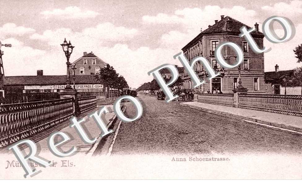 Anna Schoenstrasse