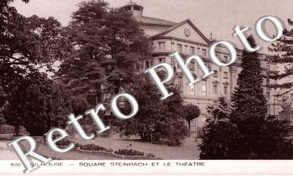 Square Steinbach et le Théâtre