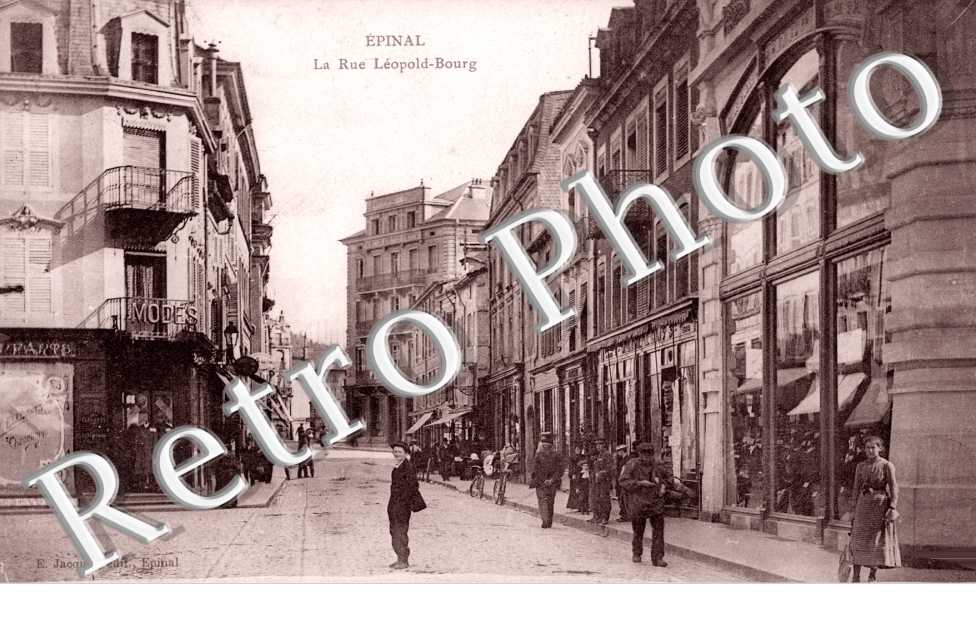 la rue Leopold-Bourg