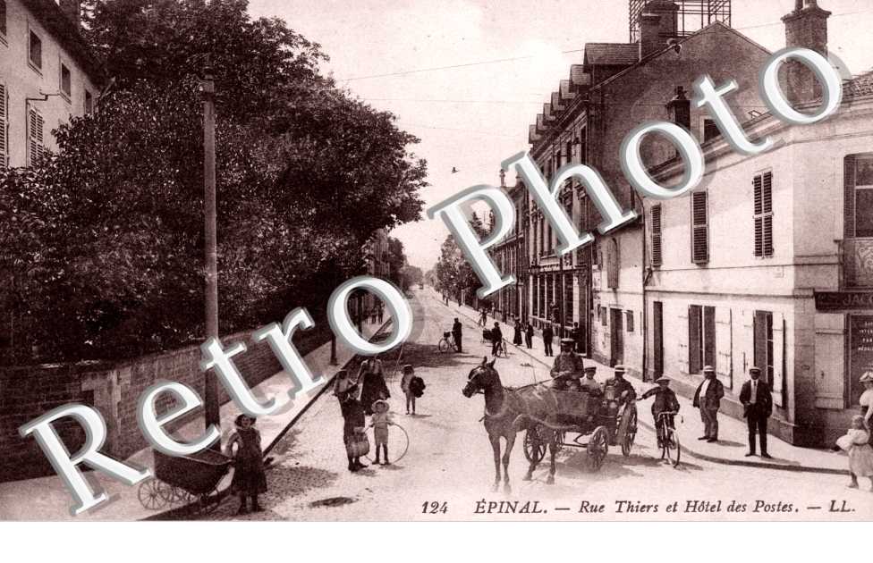 Rue Thiers et Hotel des Postes