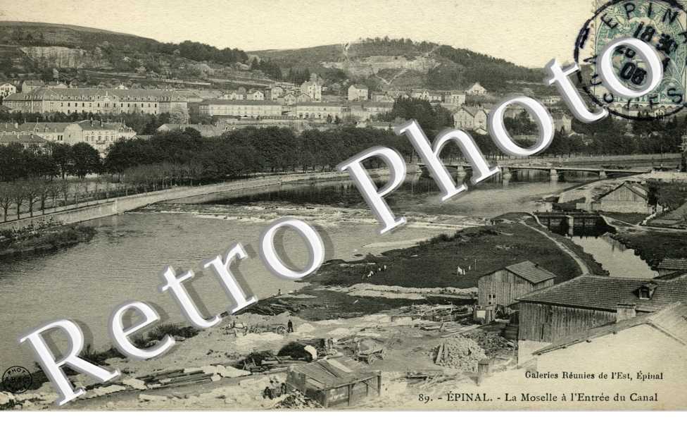 La Moselle a l'entree du canal