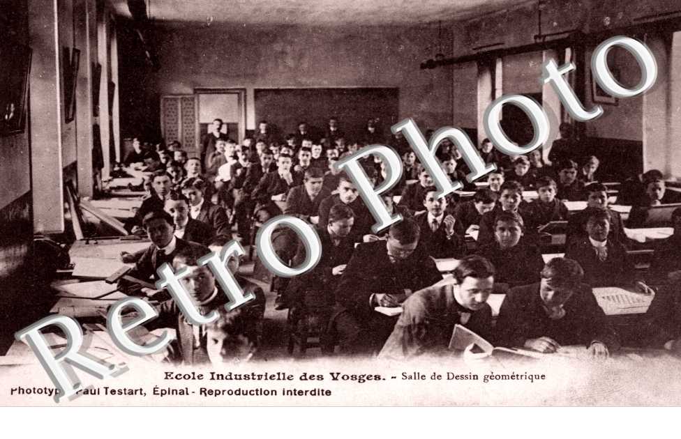 ecole industrielle salle de dessin geometrique