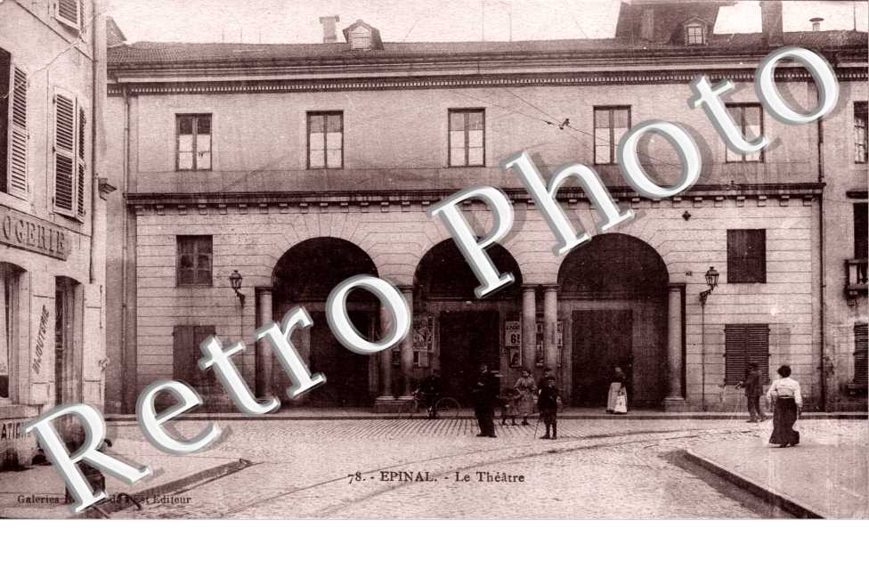 Le Theatre
