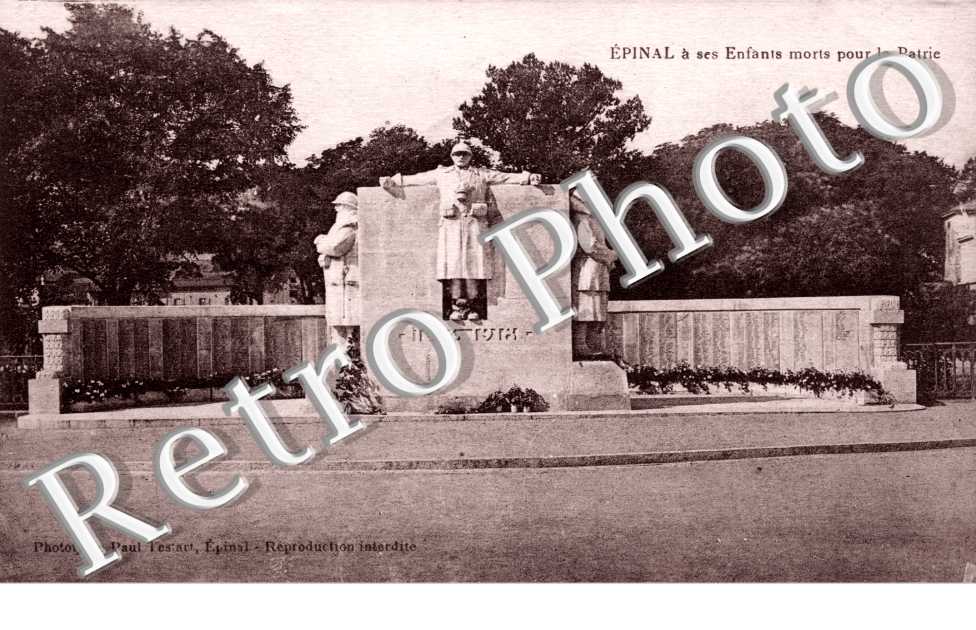 A ses enfants morts pour la Patrie