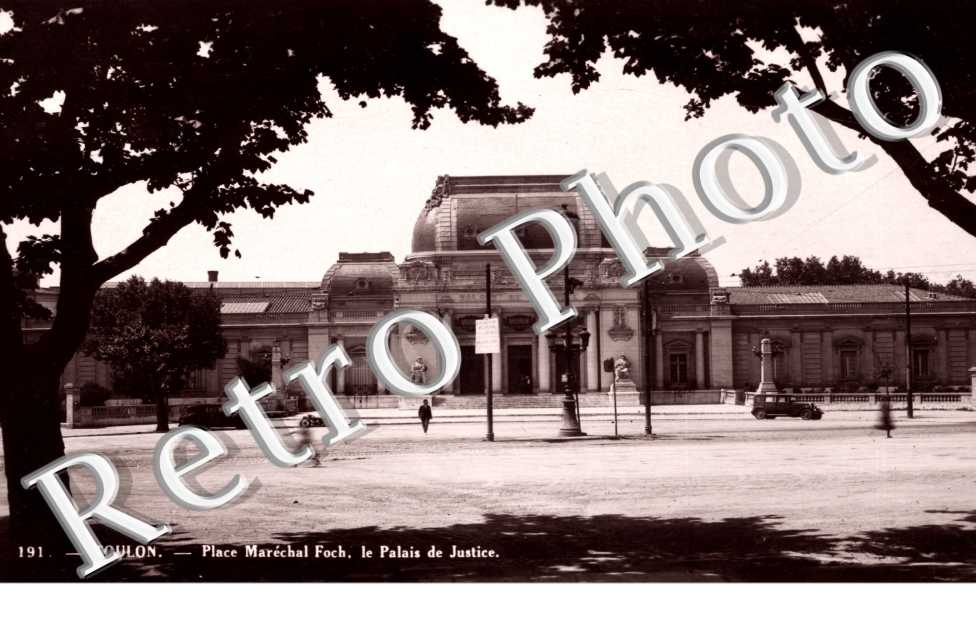 place Marechal Foch, le palais de Justice