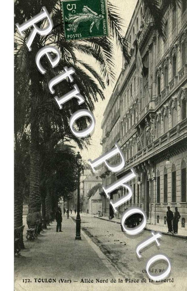 Allee nord de la place de la liberte
