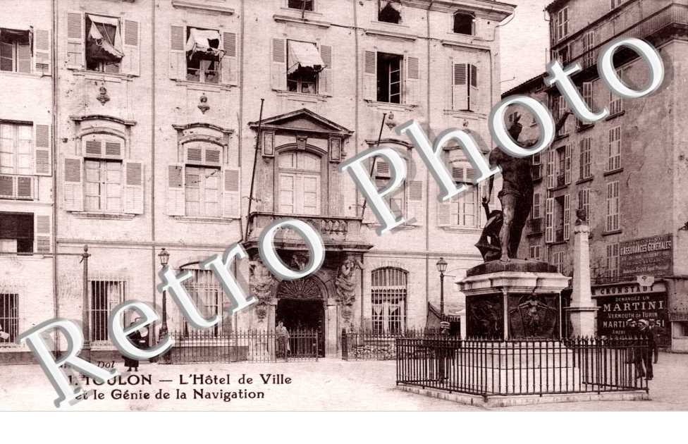 Hotel de ville et le Genie de la navigation