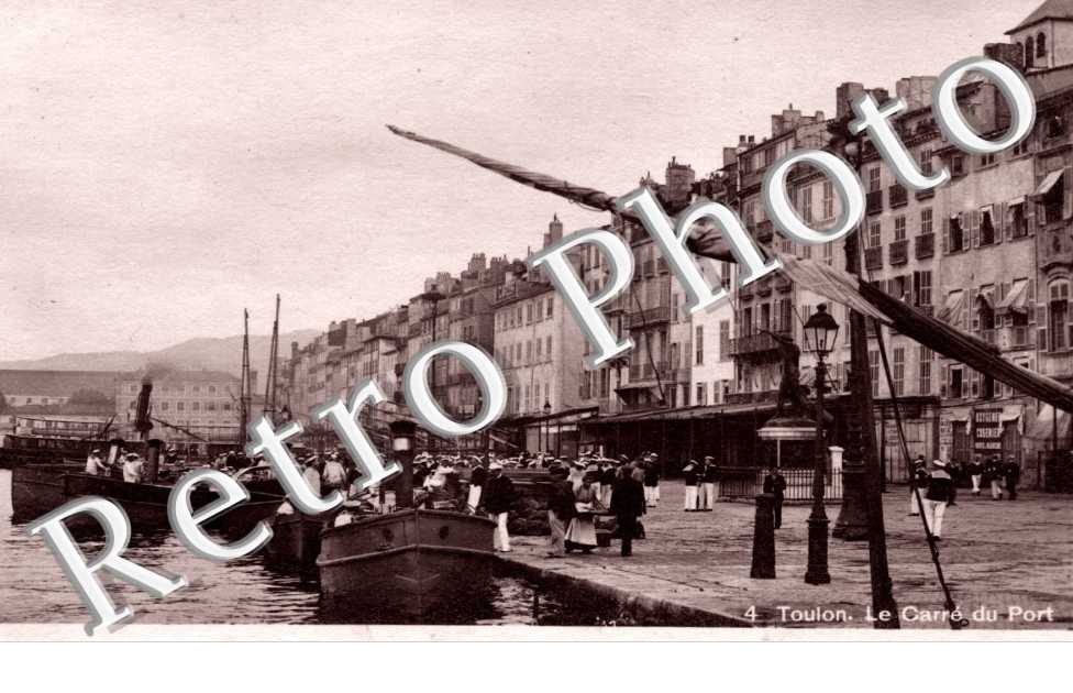 le Carre du Port