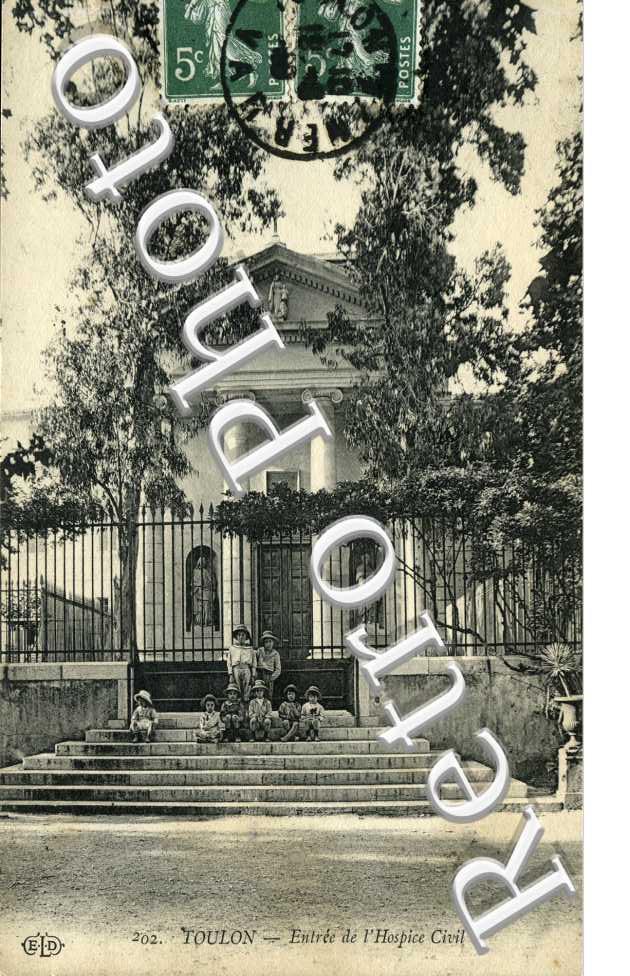 Entree de l'Hopital Civil