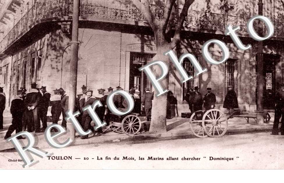 La Fin du Mois, les marins allant chercher Dominique
