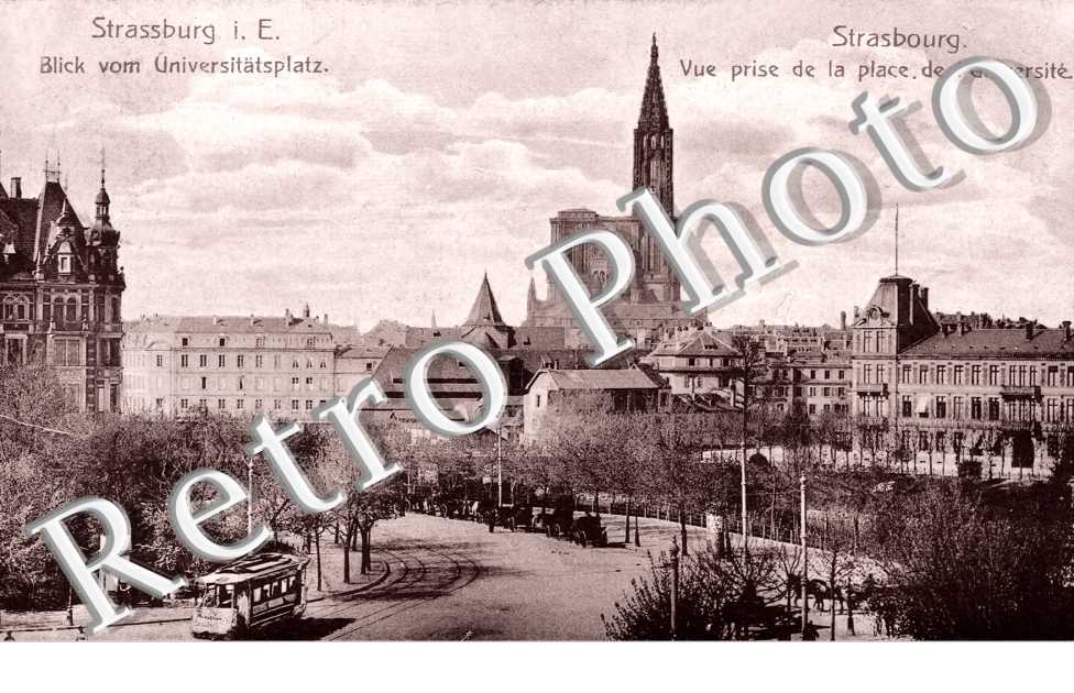 Blick vom Universitatsplatz - vue prise de la place de l'Université