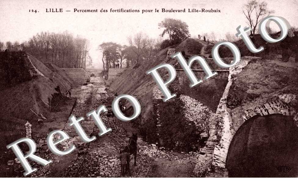 percement des fortifications pour le boulevard Lille-Roubaix