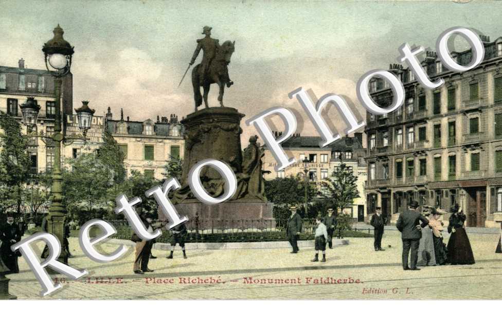 Place Richebe - monument de faidherbe