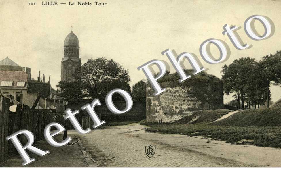 La Noble Tour