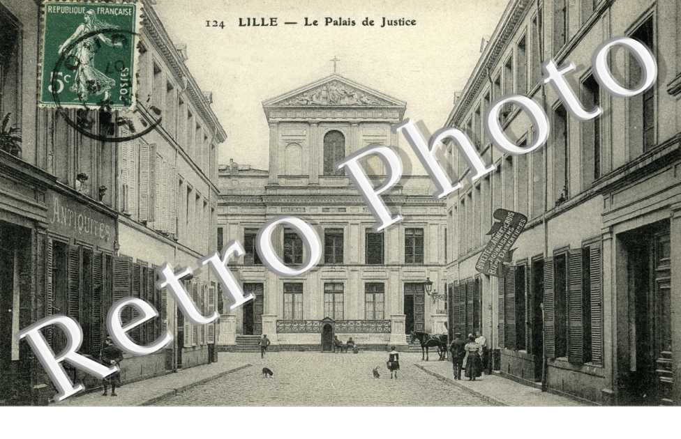Le Palais de Justice

    rue du Palais de Justice)