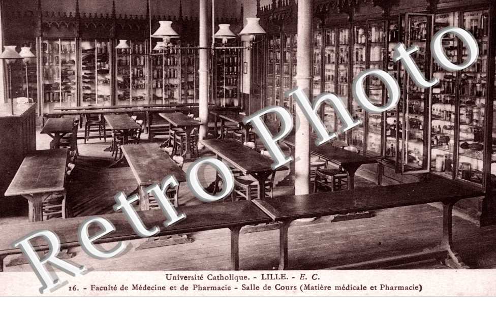 Université Catholique faculté de Médecine et de Pharmacie Salle de cours