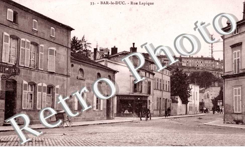 Rue Lapique