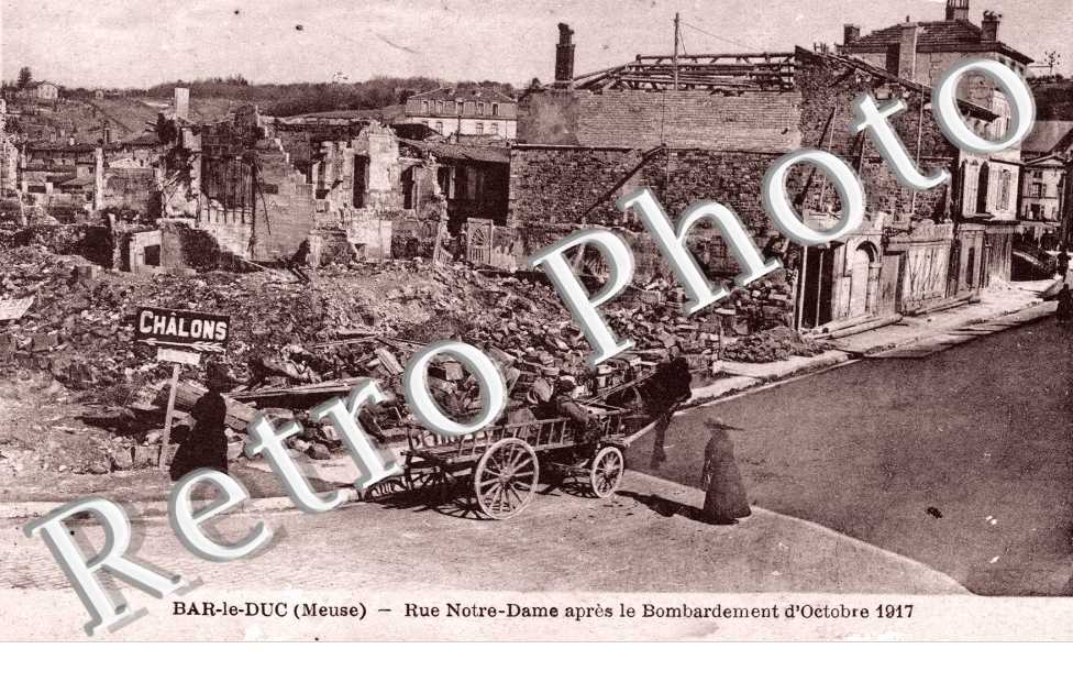 Rue Notre-Dame apres le bombardement d'octobre 1917