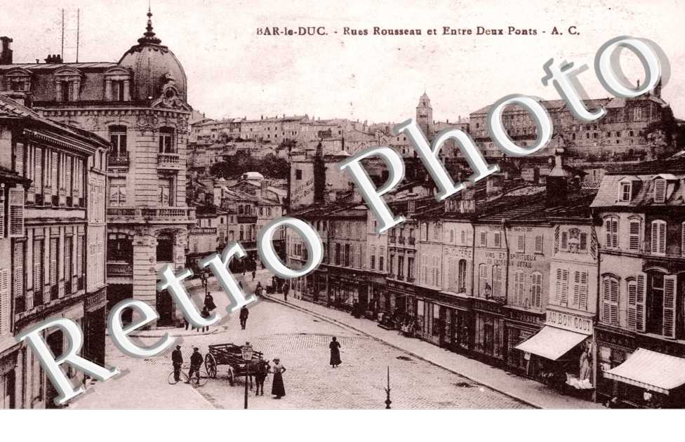 Rues Rousseau et Entre deux Ponts