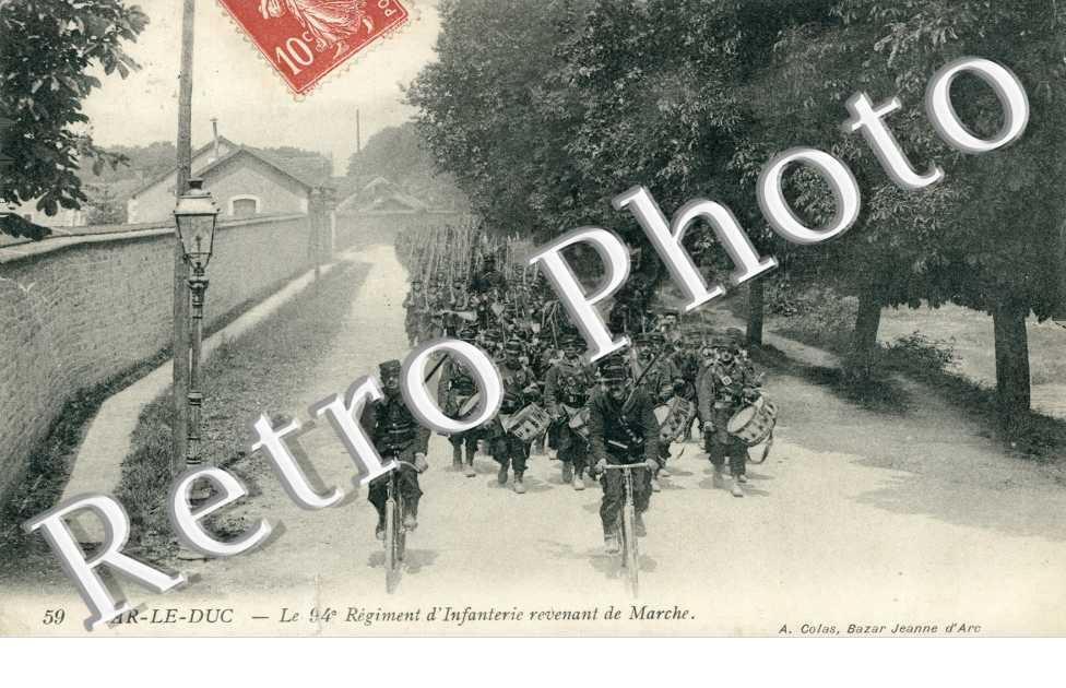 le 94eme Regiment d'Infanterie revenant de marche