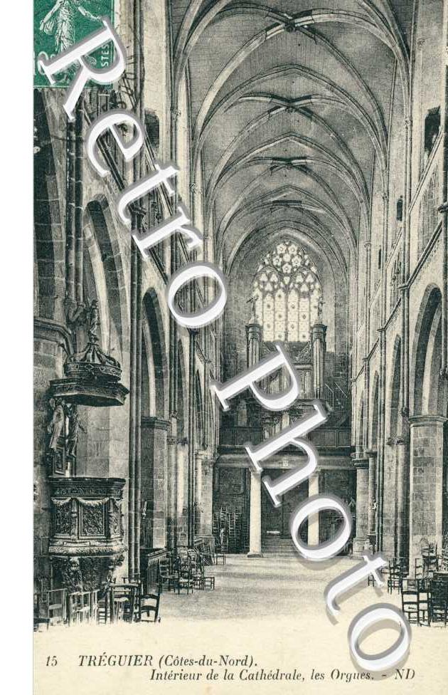 interieur de la cathedrale